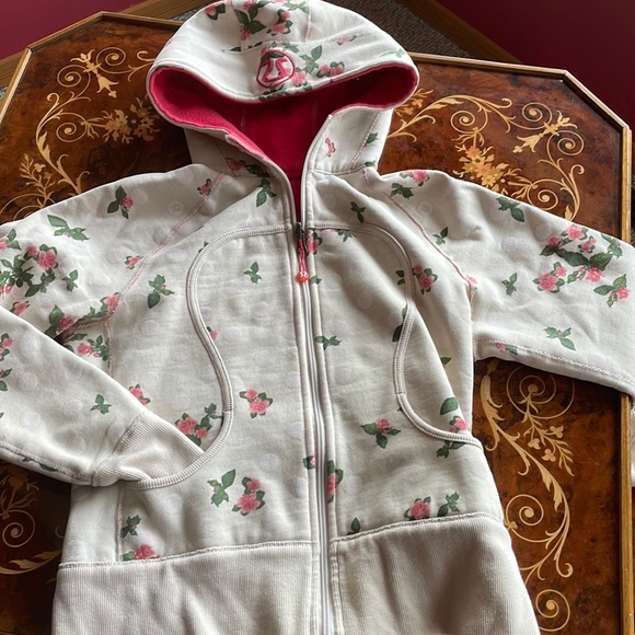 lululemon athletica Tops - LULULEMON old school sz 4/6 scuba hoody SzM floral polka dot jacket zip up
